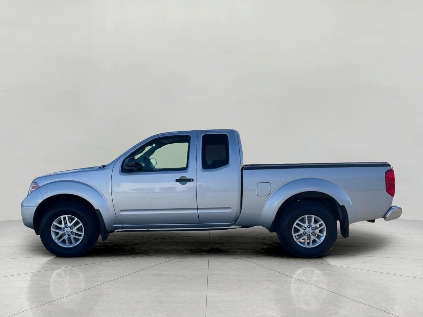 2016 Nissan Frontier — interior view