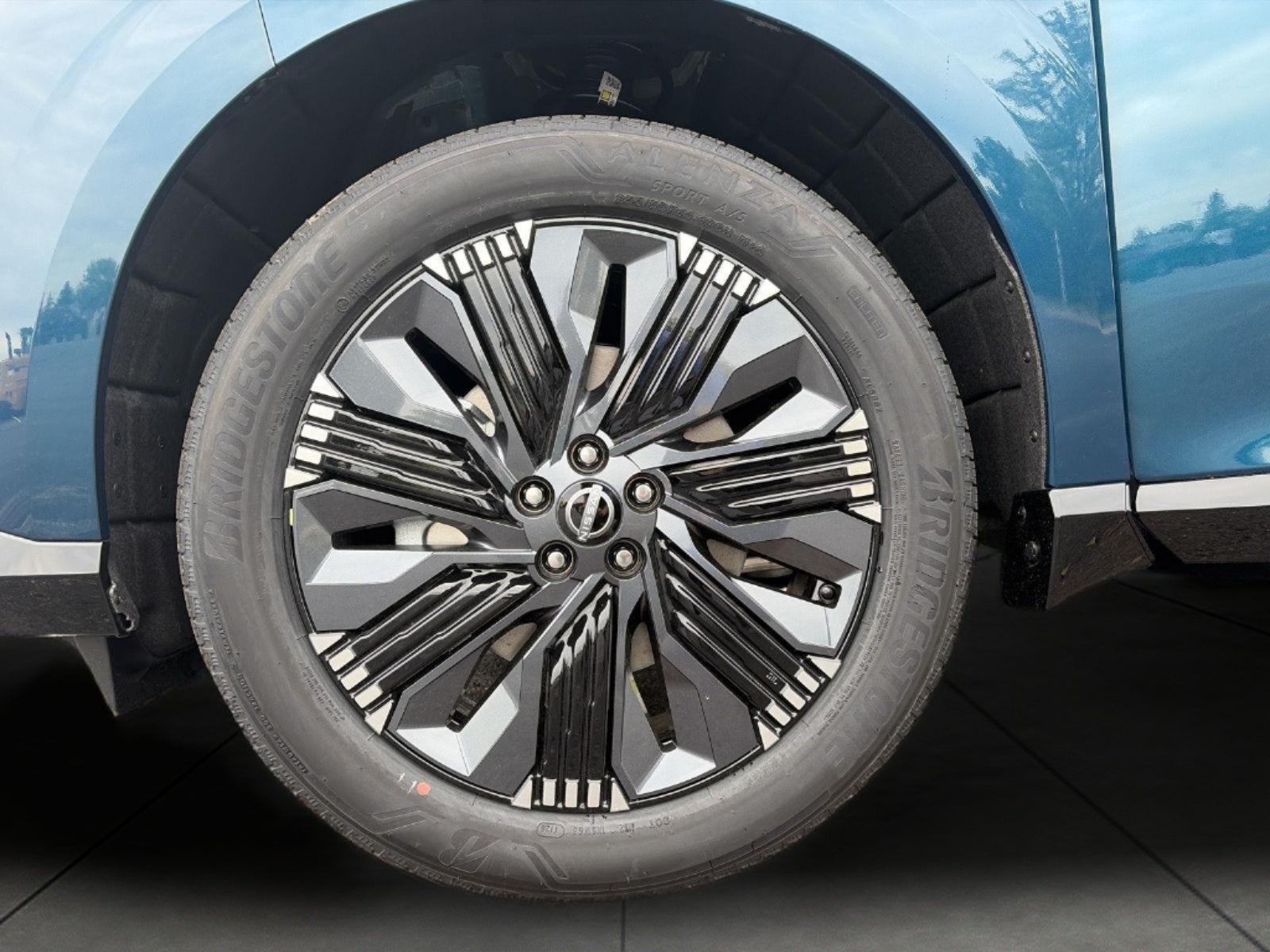 2026 Nissan Murano — rear three-quarter view