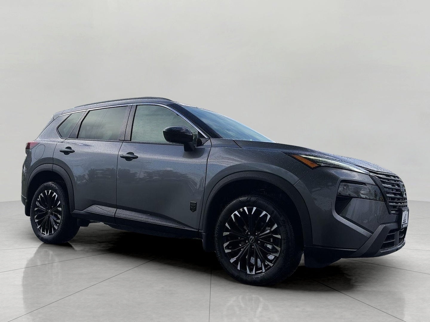2026 Nissan Rogue 2026.5 AWD SV in Gun Metallic — front three-quarter view